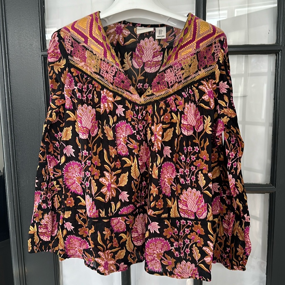 Rachel Zoe boho style floral blouse 🌿